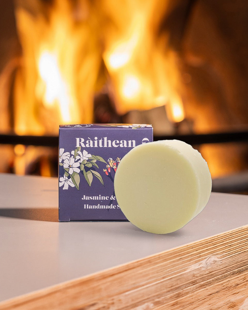 Ràithean Winter Handmade Soap - Jasmine & Clove