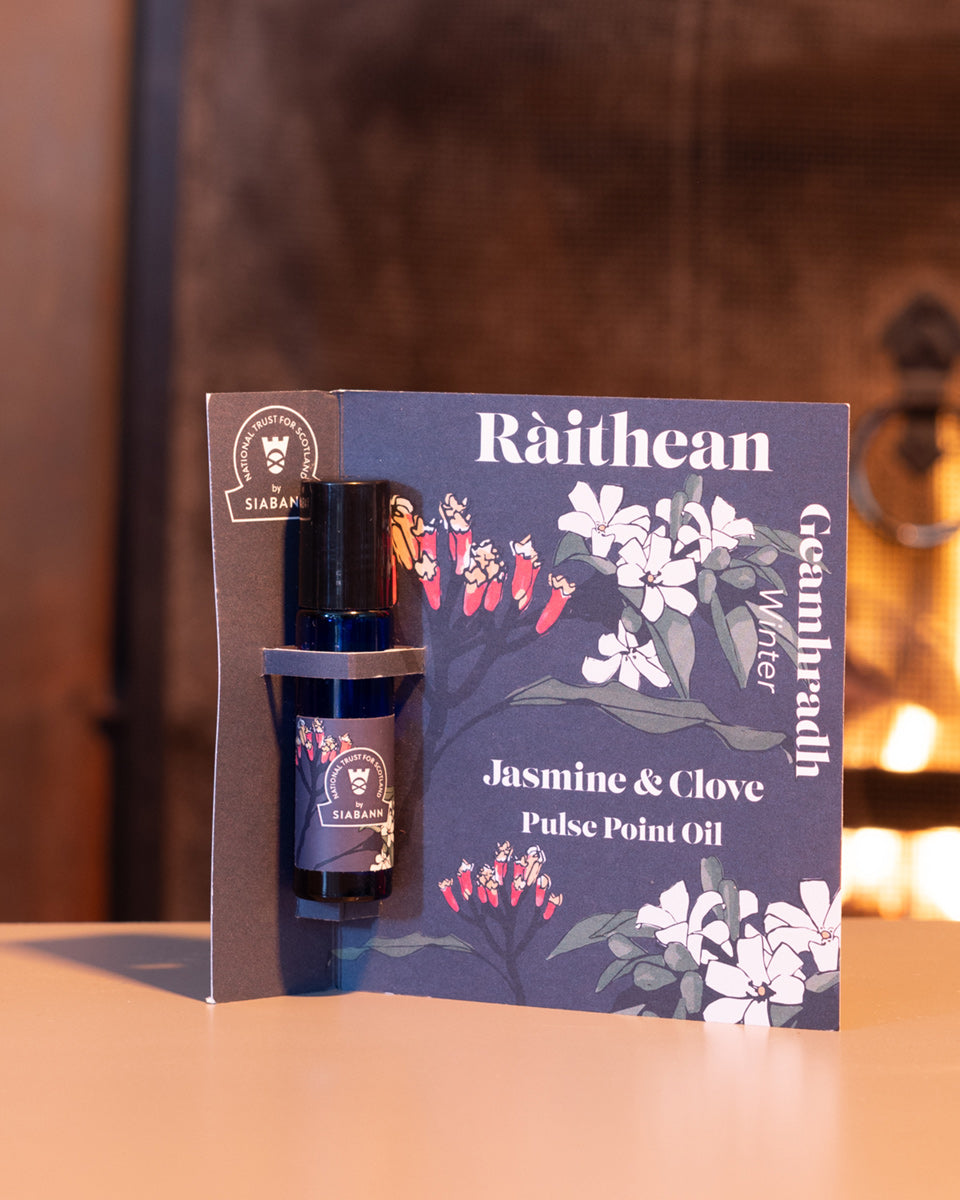 Ràithean Winter Pulse Point Oil - Jasmine & Clove