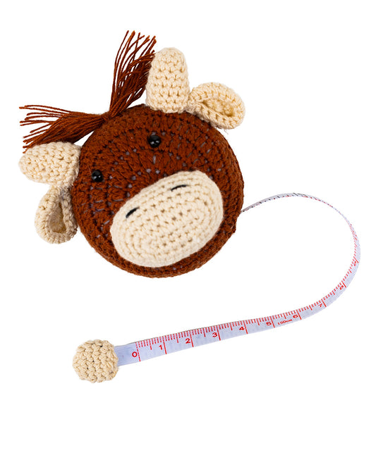 Crochet Highland Cow Pom Pom with Measuring Tape