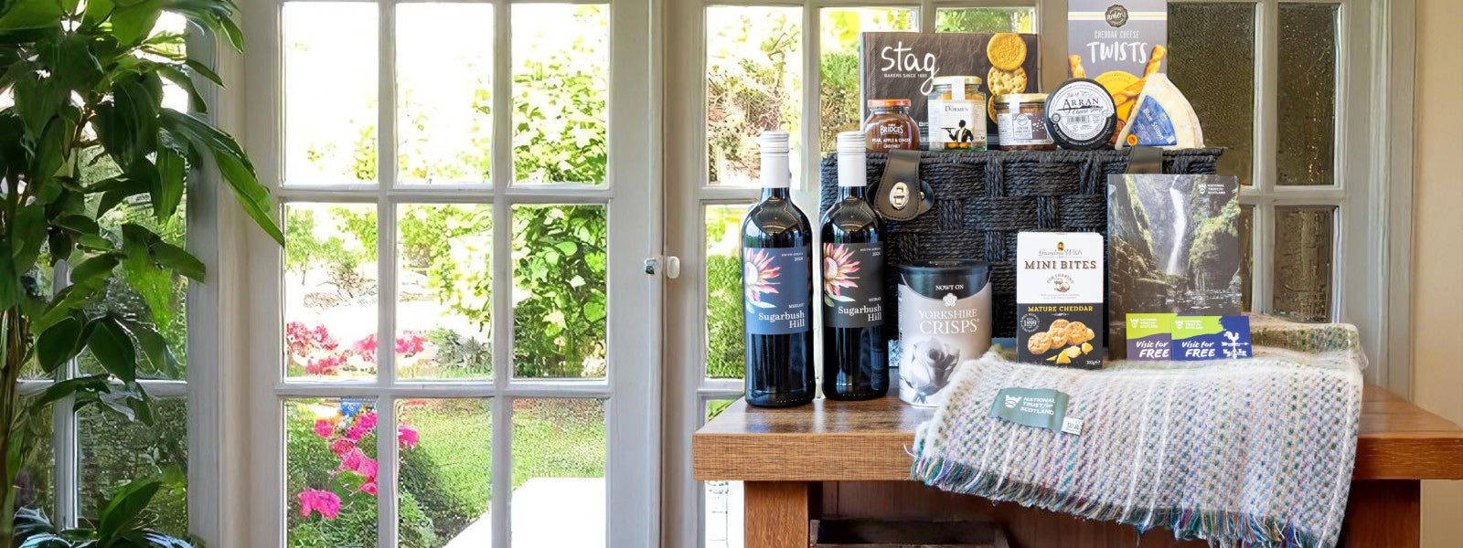 Seasonal Picnic Hamper