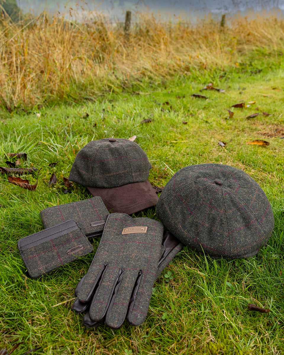 Peaky Stud Cap - Green Box Tweed - National Trust for Scotland