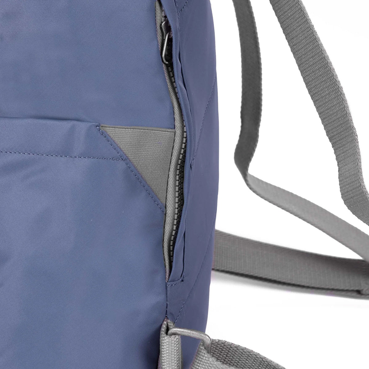 ROKA Canfield Sustainable Backpack - Airforce Blue