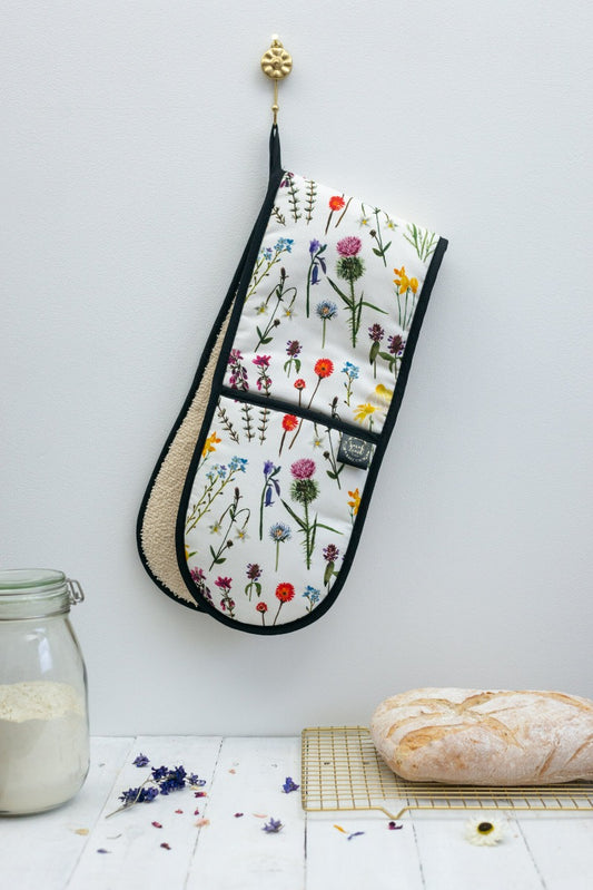 Sarah Leask Studio Wildflowers Oven Gloves